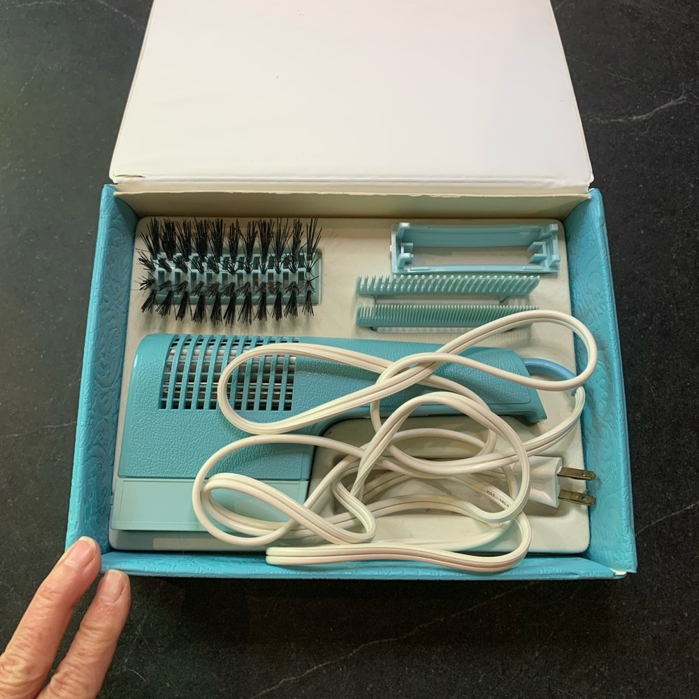 LADY SCHICK  | Vintage 2 Speed Brush Style Hair Dryer